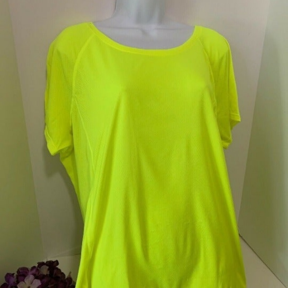 PBX Tshirt Women Lime NEW 1X